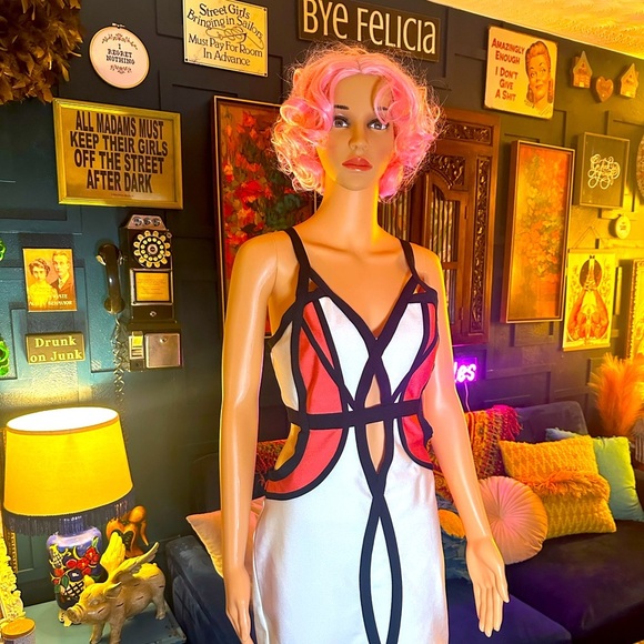 FASHION NOVA cut out bandage dress sz L - NWT - Picture 6 of 10